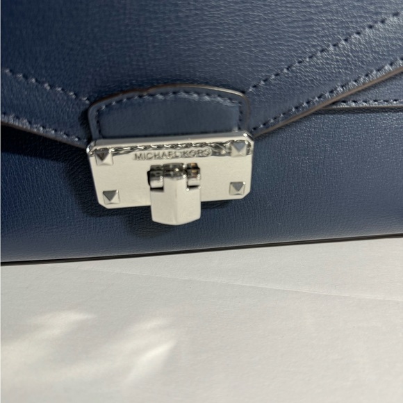 Michael Kors Crossbody - Picture 8 of 12